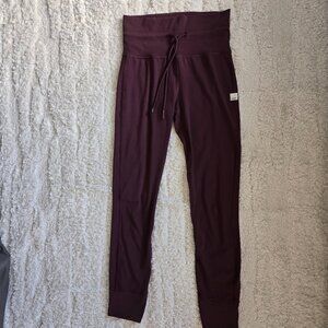 Leggings deportivos Vuori Daily Leggings Pantalón rojo ladrillo VW323 Talla XS p